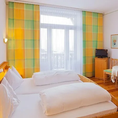 Renona Rehabilitation Hotel 3*